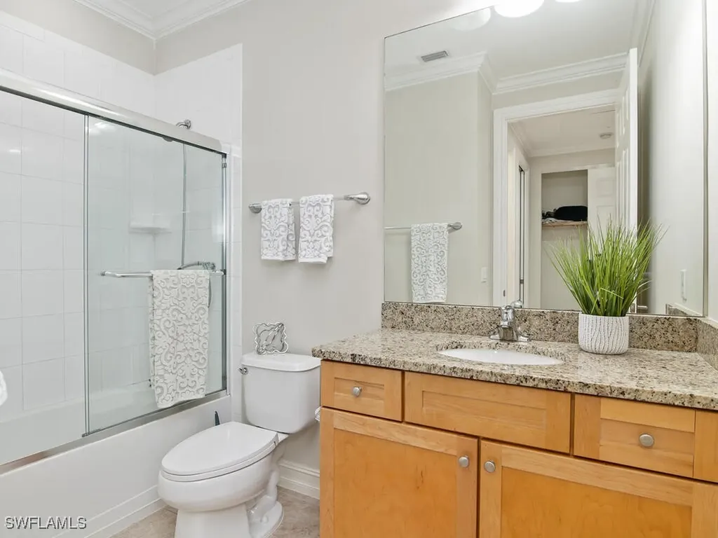 9146 Chula Vista Street Naples FL 34113