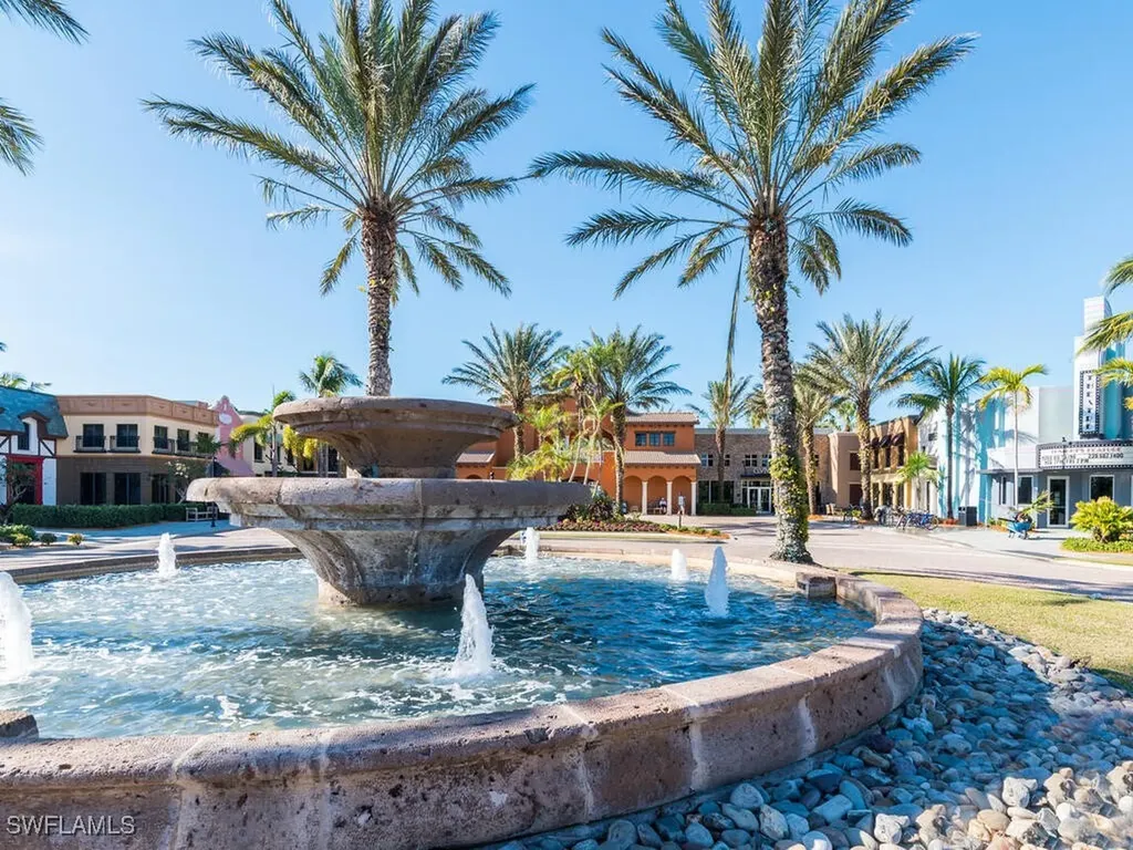 9146 Chula Vista Street Naples FL 34113