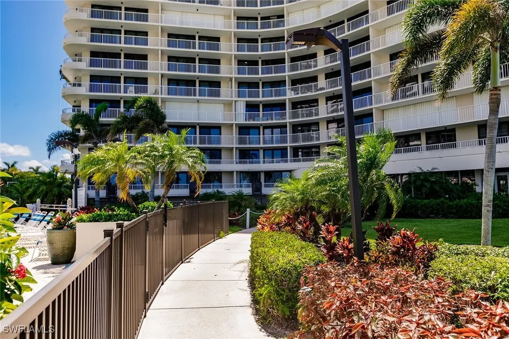 260 Seaview Court Marco Island FL 34145