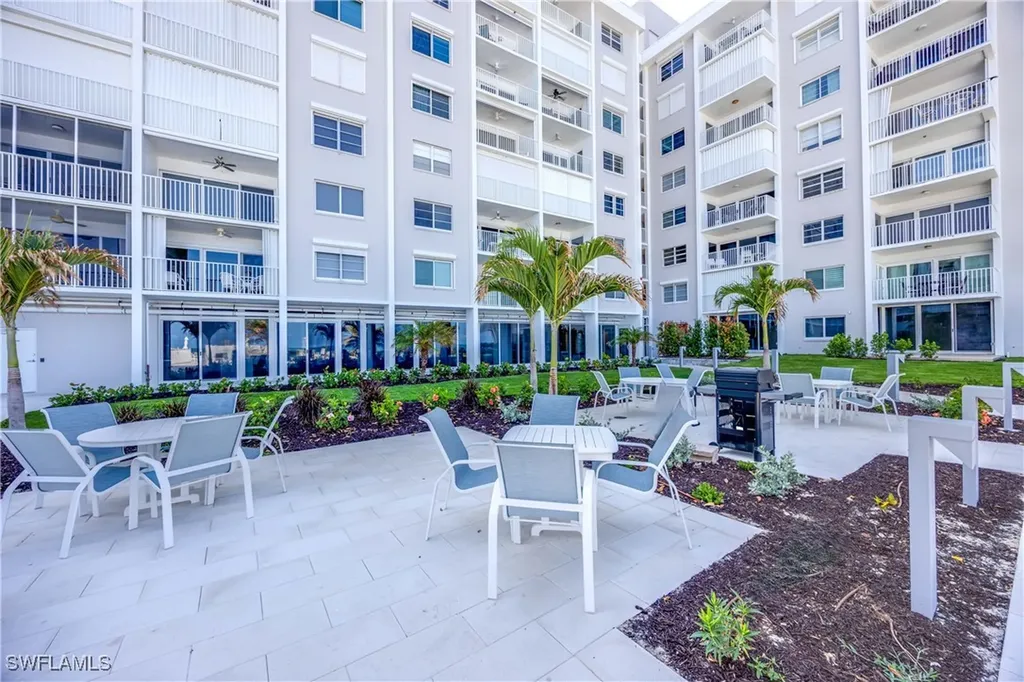 3443 Gulf Shore Boulevard N Naples FL 34103