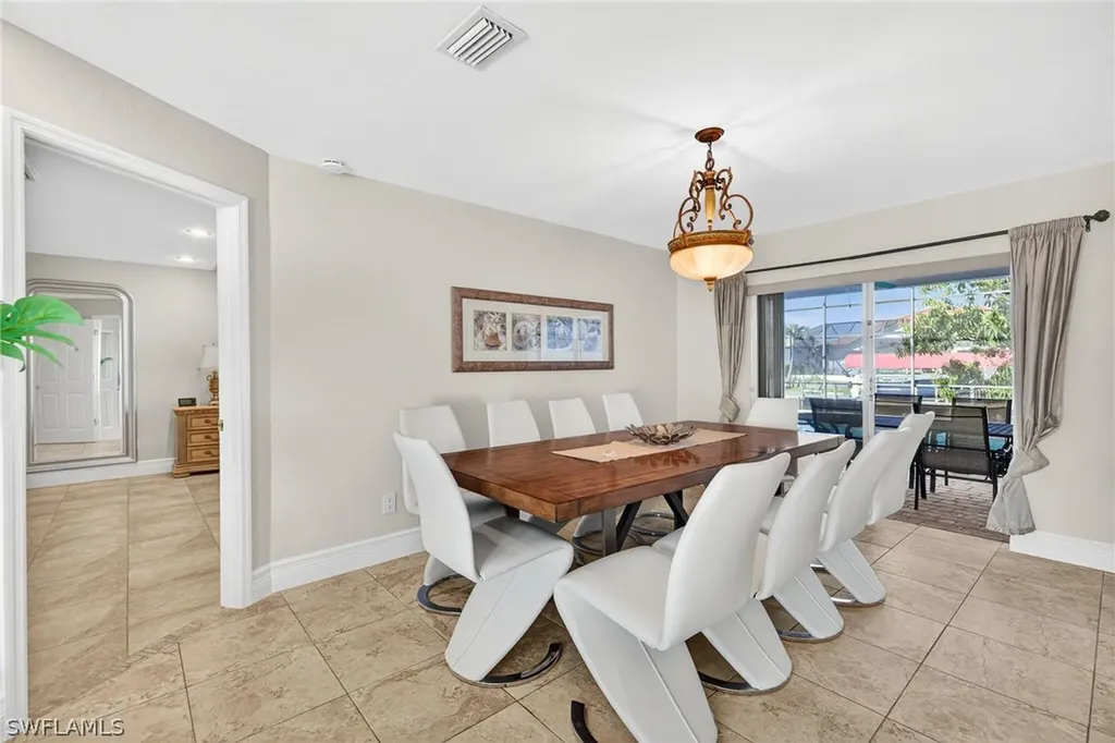 5332 SW 11th Place Cape Coral FL 33914