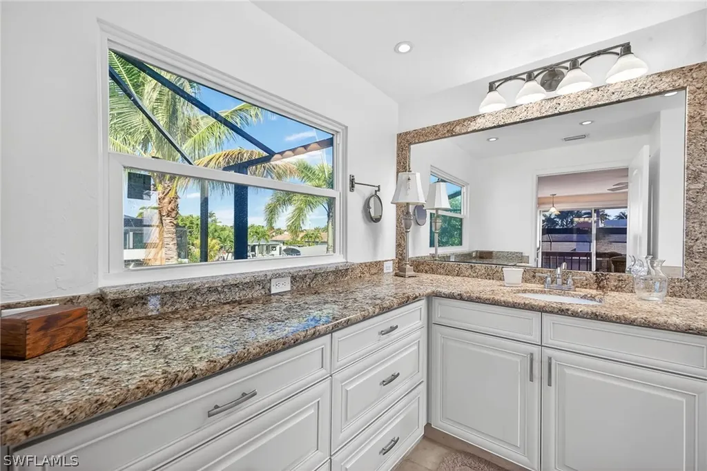 5332 SW 11th Place Cape Coral FL 33914