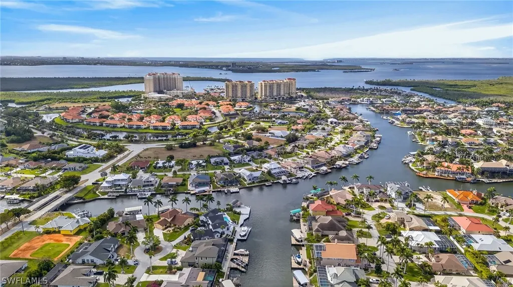 5332 SW 11th Place Cape Coral FL 33914