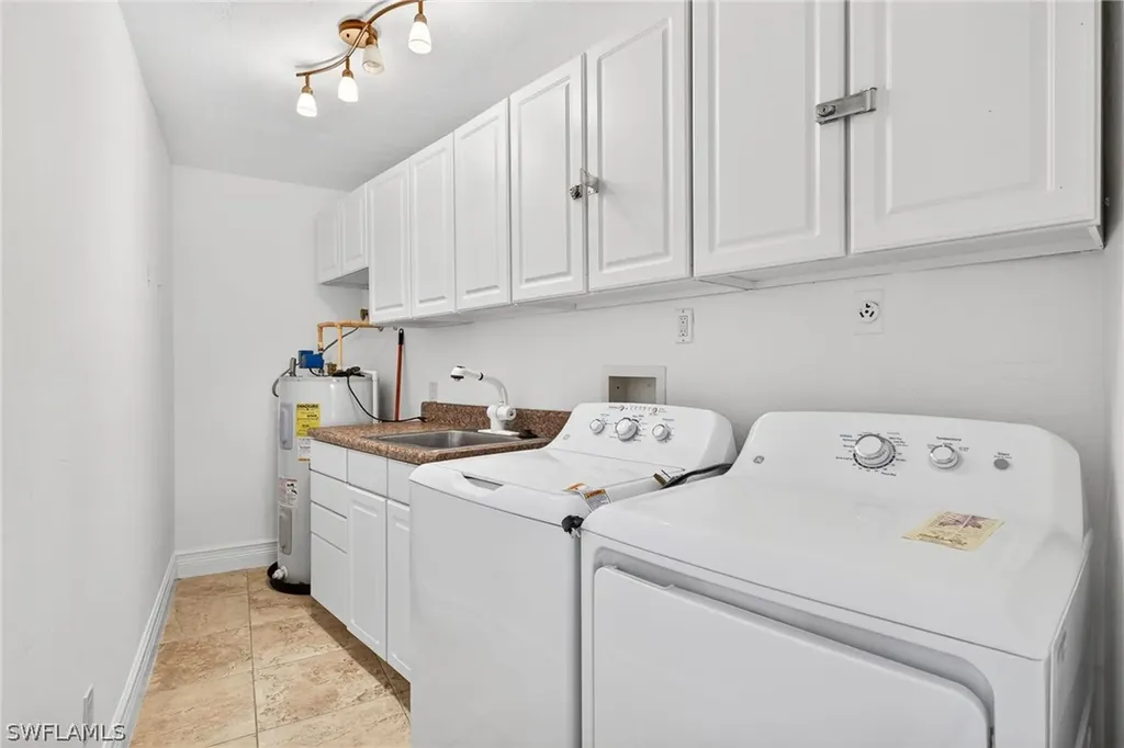 5332 SW 11th Place Cape Coral FL 33914