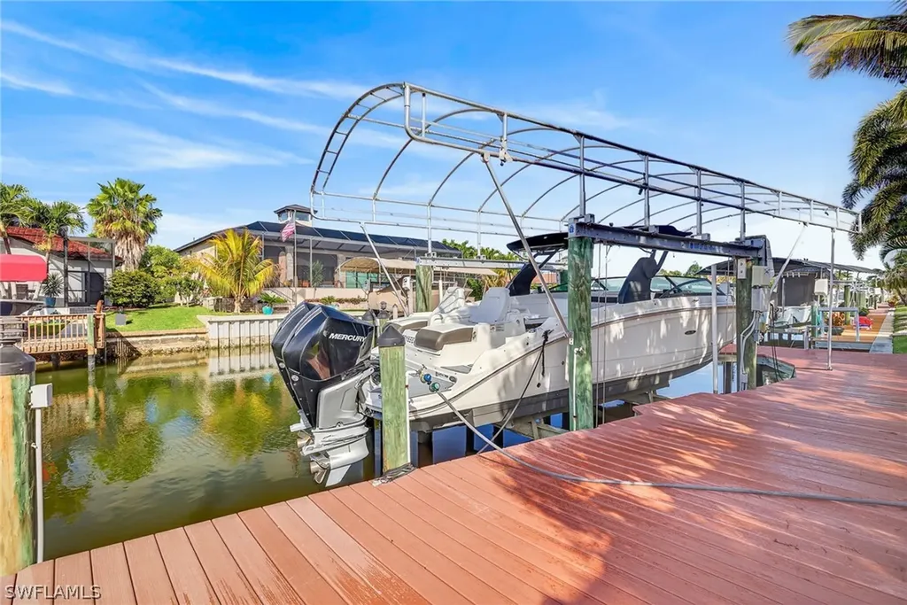5332 SW 11th Place Cape Coral FL 33914