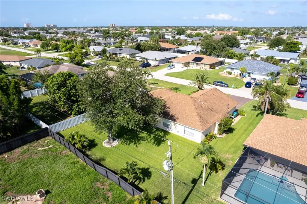 4413 SW 6th Place Cape Coral FL 33914