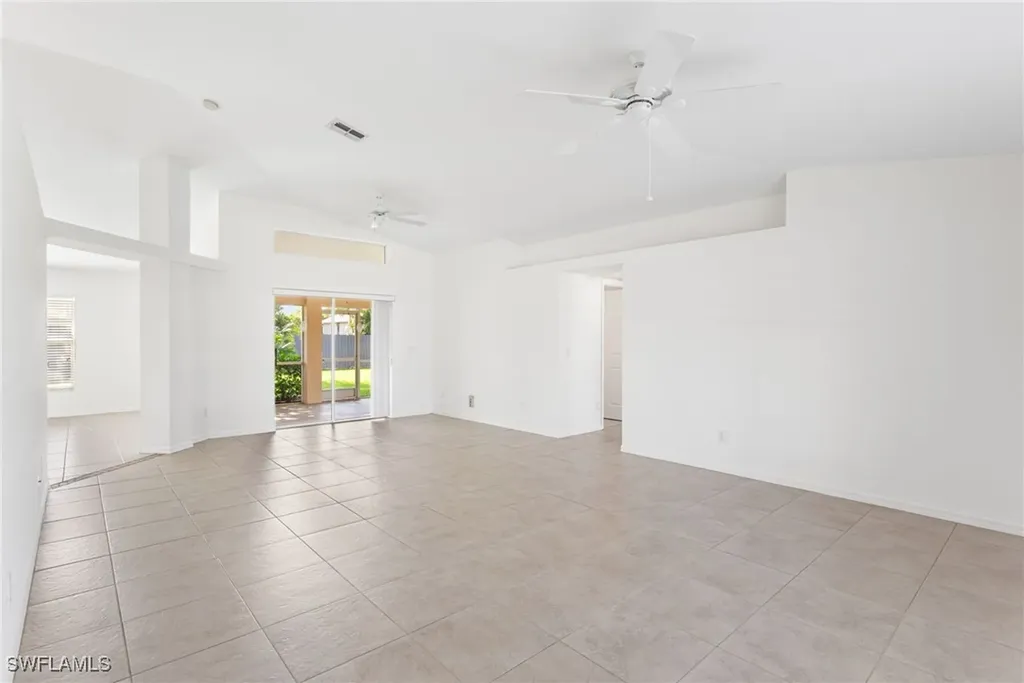 4413 SW 6th Place Cape Coral FL 33914