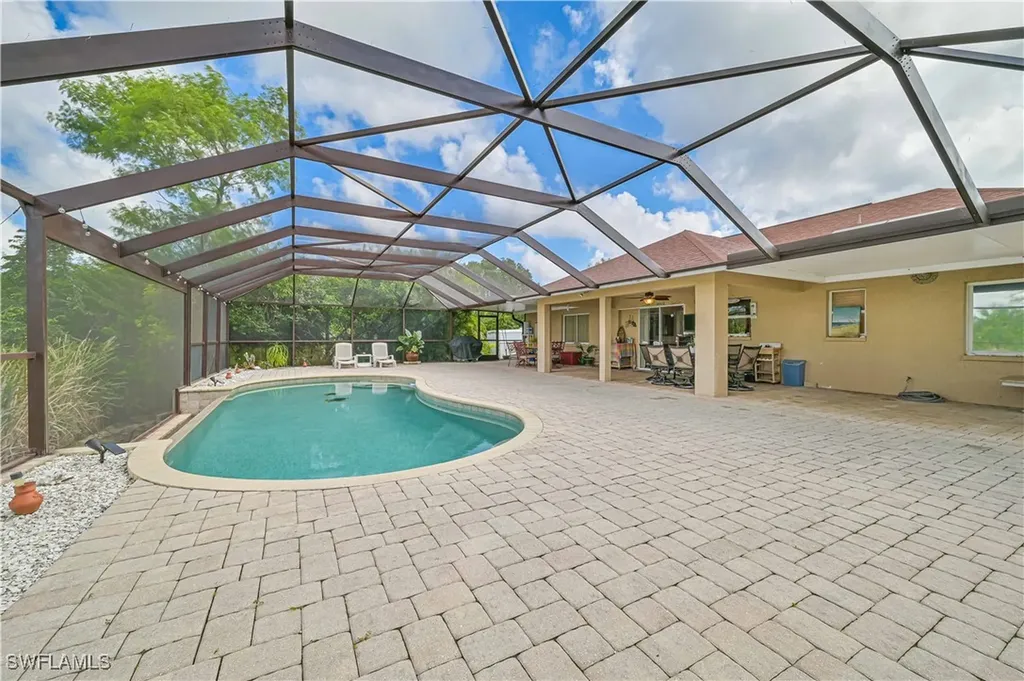 2222 NE 22nd Avenue Cape Coral FL 33909
