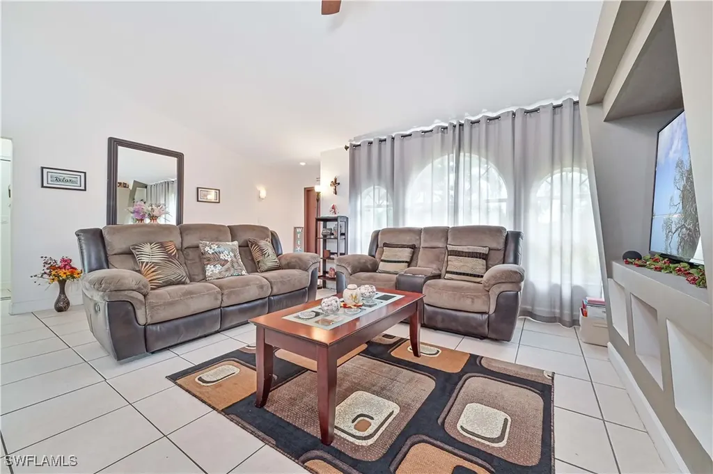 2222 NE 22nd Avenue Cape Coral FL 33909
