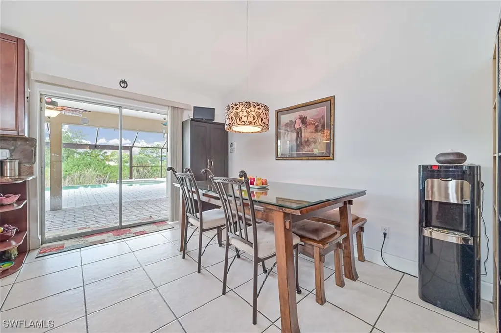 2222 NE 22nd Avenue Cape Coral FL 33909