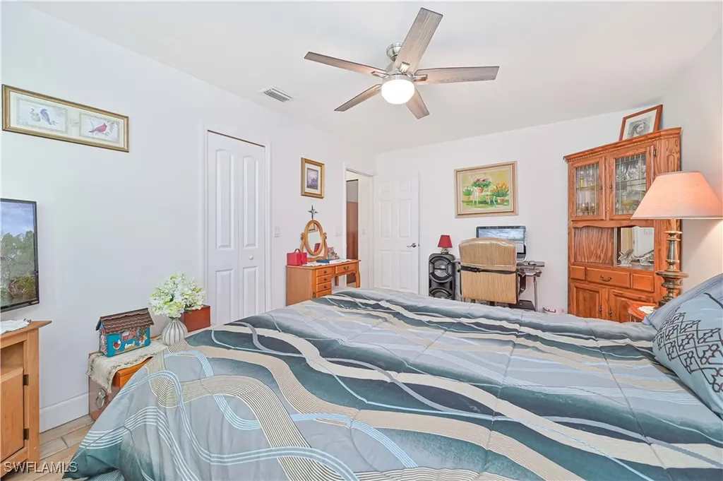 2222 NE 22nd Avenue Cape Coral FL 33909