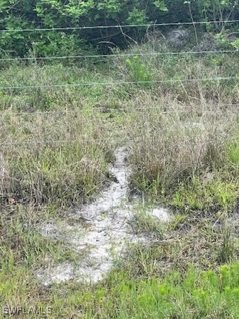 21081 Granville Road Fort Myers FL 33917