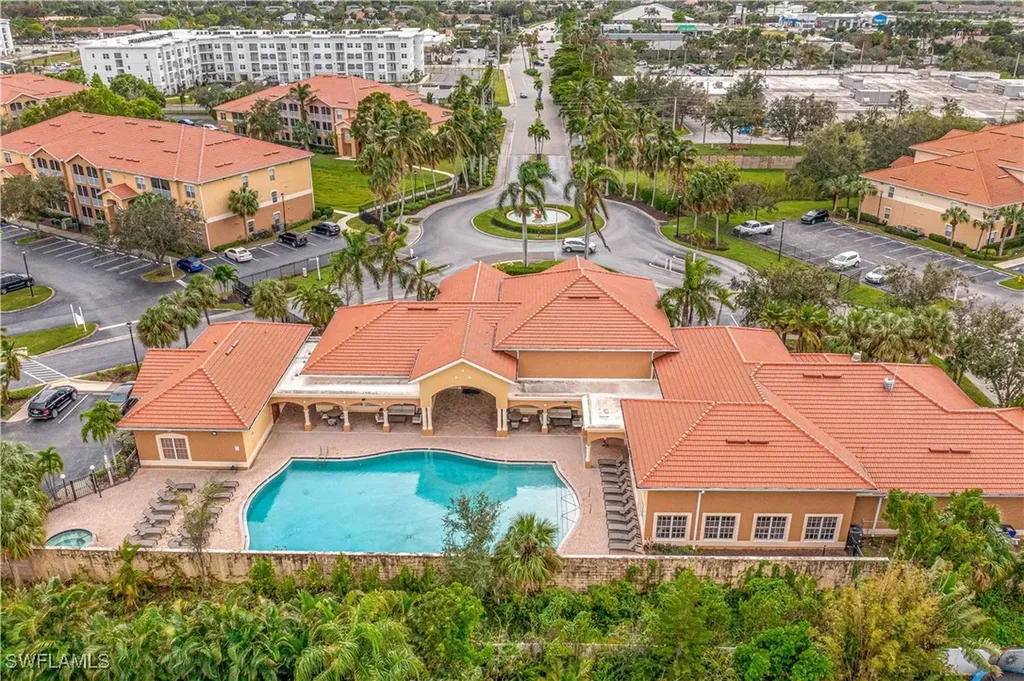 Fort Myers FL, 9015 Colby Drive, Unit 2010