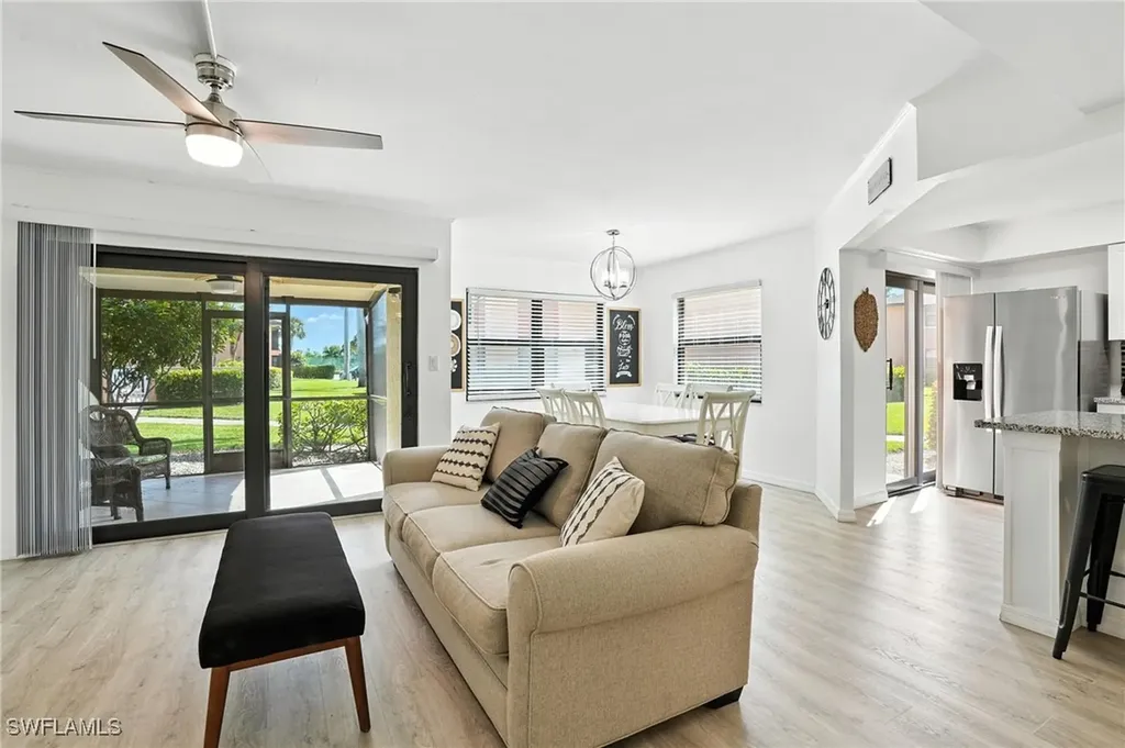 1506 Mainsail Drive Naples FL 34114