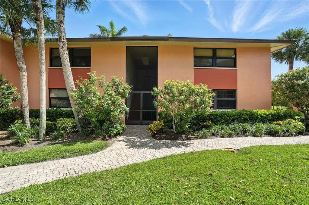 1506 Mainsail Drive Naples FL 34114