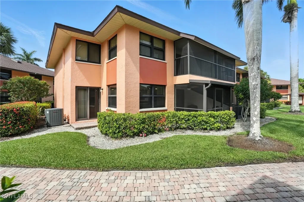 1506 Mainsail Drive Naples FL 34114