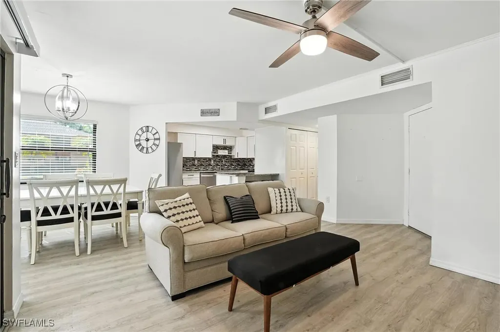 1506 Mainsail Drive Naples FL 34114