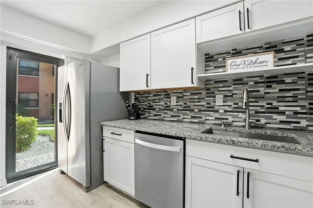 1506 Mainsail Drive Naples FL 34114