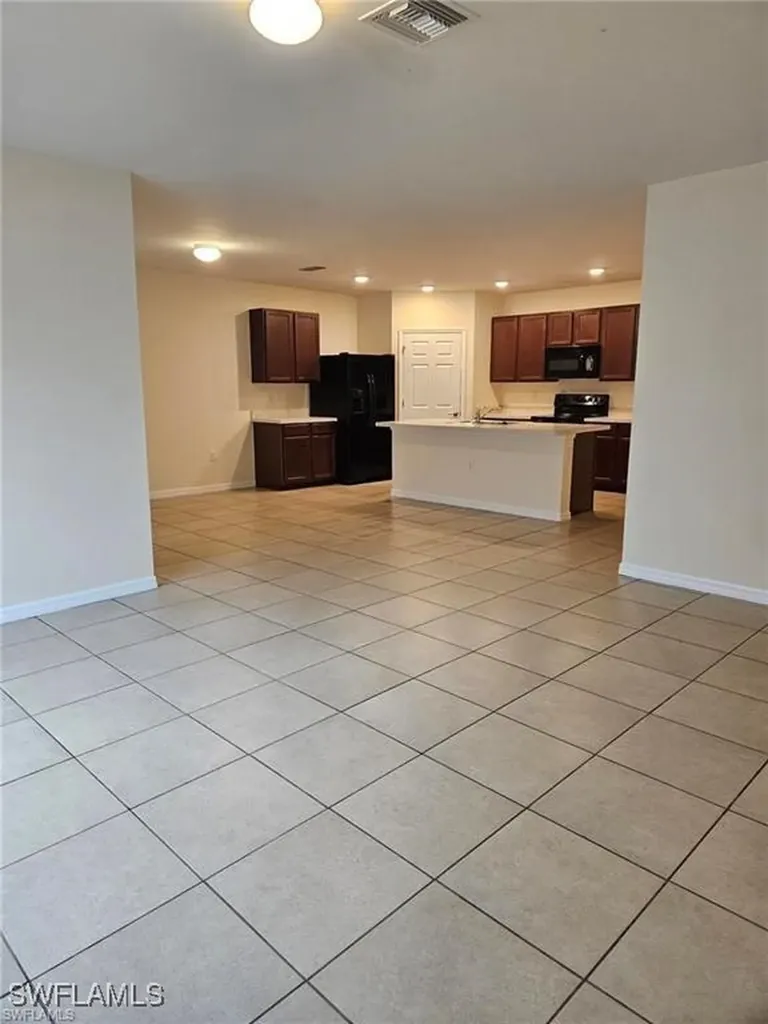 10517 Canal Brook Lane Lehigh Acres FL 33936