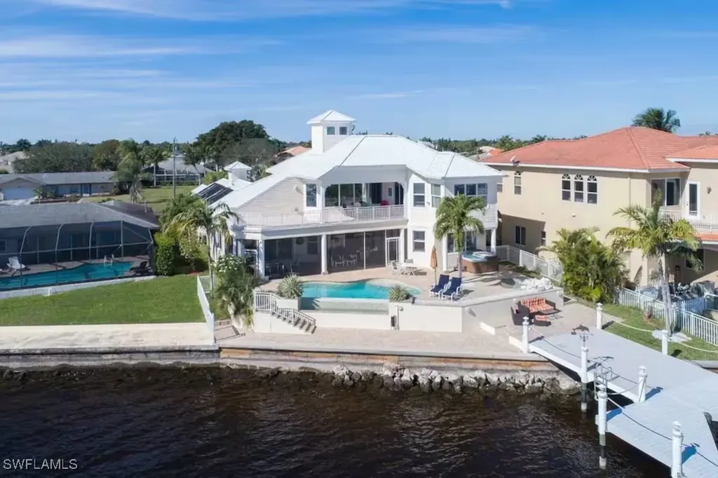 3107 SE 22nd Place Cape Coral FL 33904
