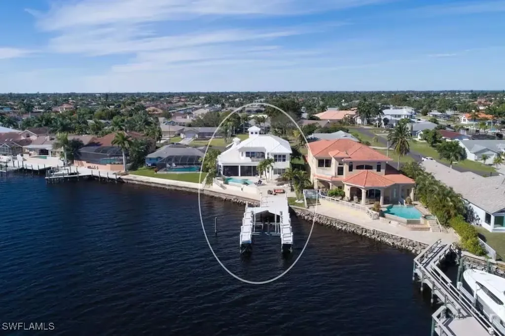 3107 SE 22nd Place Cape Coral FL 33904