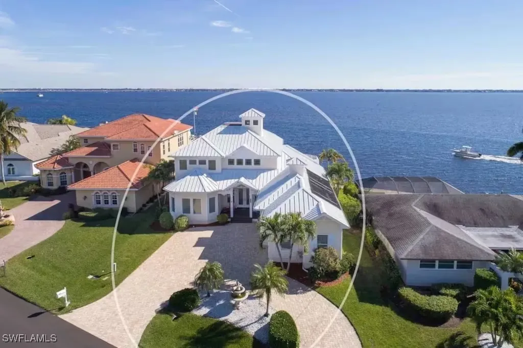 3107 SE 22nd Place Cape Coral FL 33904