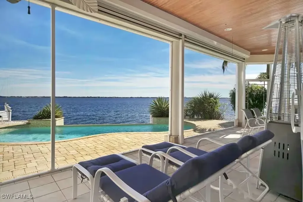 3107 SE 22nd Place Cape Coral FL 33904