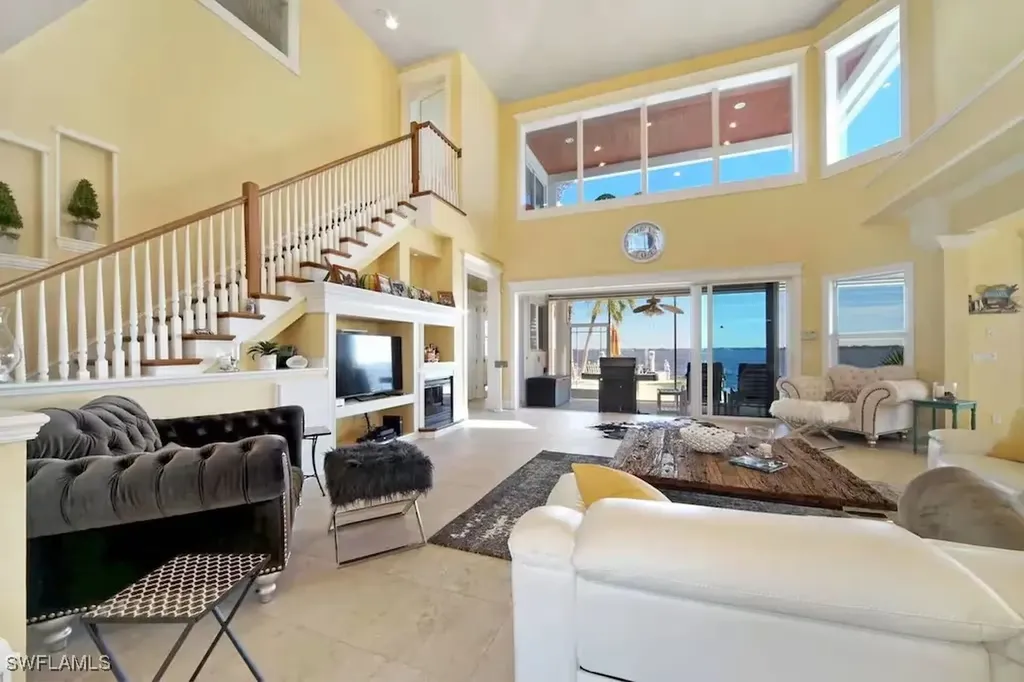 3107 SE 22nd Place Cape Coral FL 33904