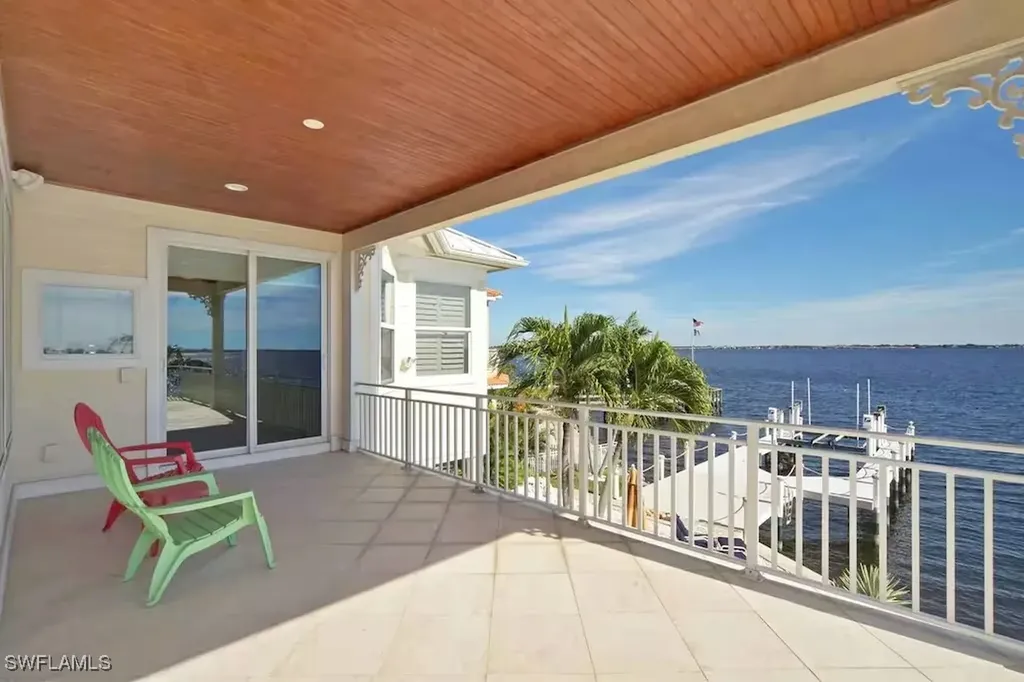3107 SE 22nd Place Cape Coral FL 33904
