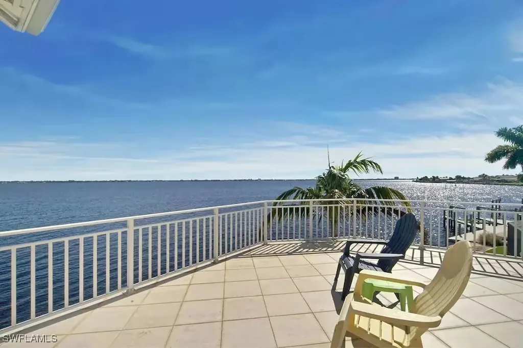 3107 SE 22nd Place Cape Coral FL 33904