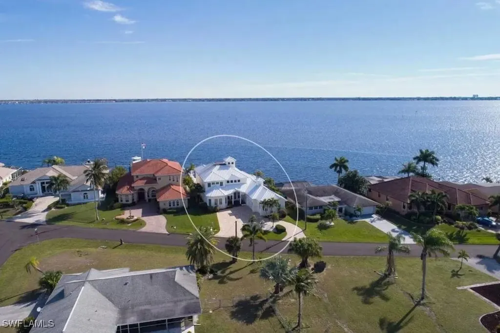 3107 SE 22nd Place Cape Coral FL 33904