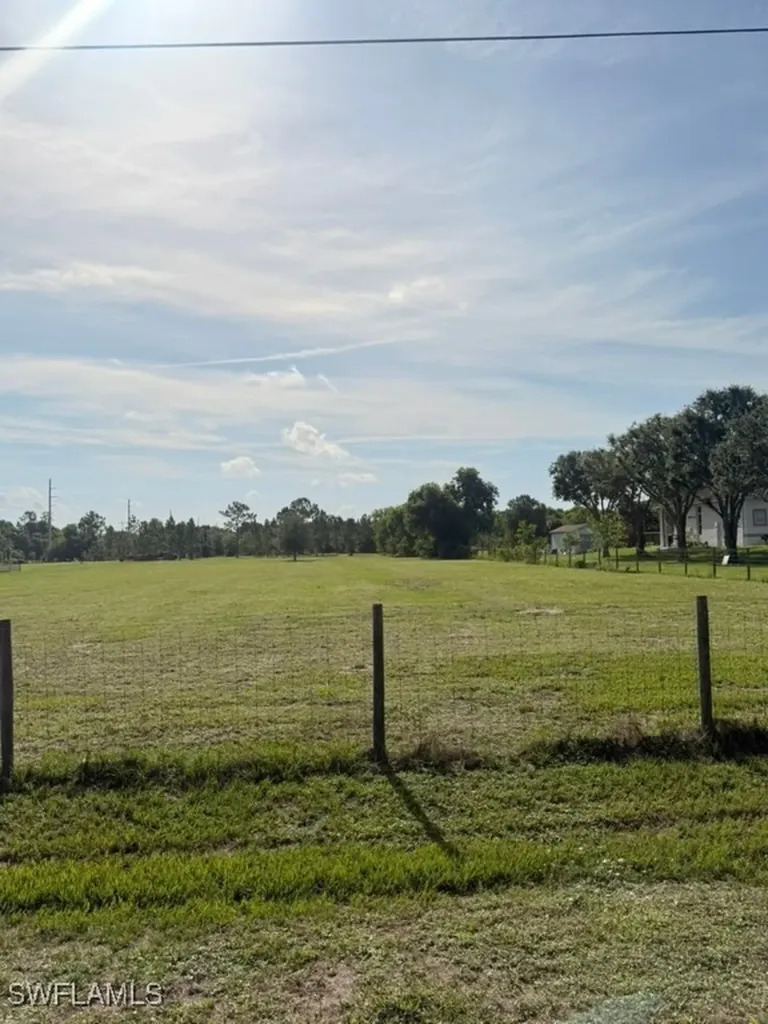 4656 22nd Street NE Naples FL 34120