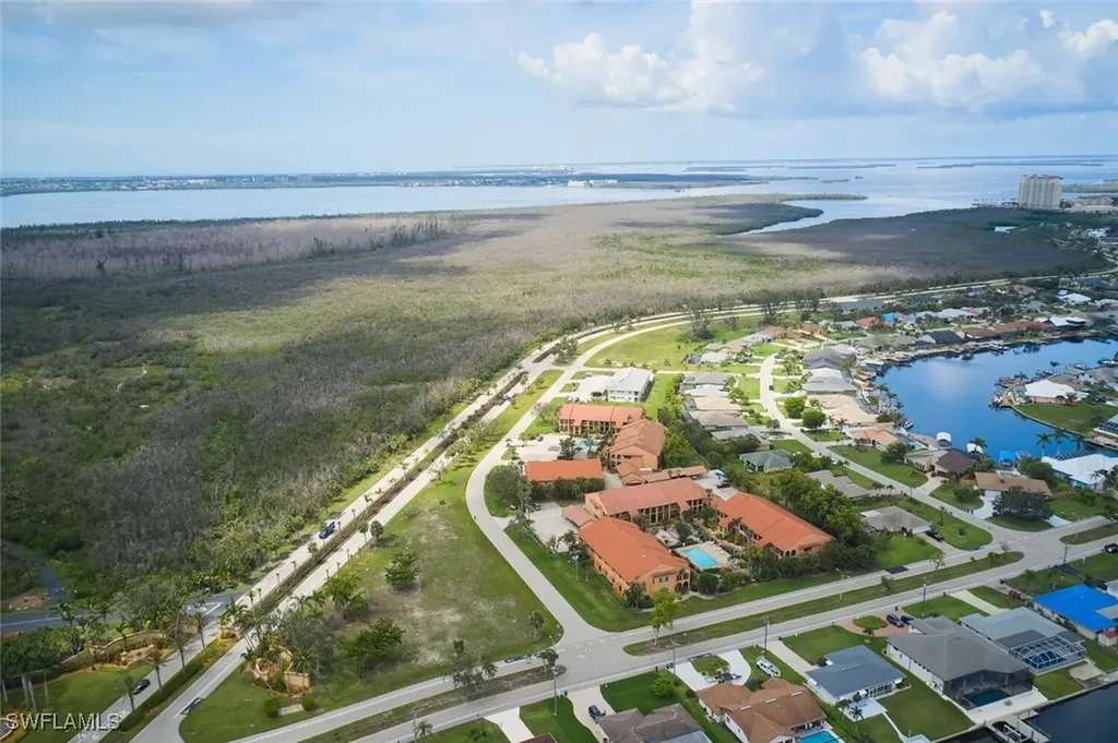 5510 SW 4th Place Cape Coral FL 33914