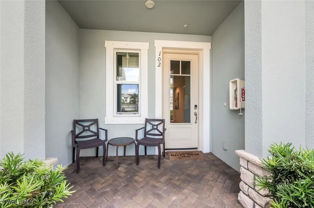 4720 Arboretum Circle Naples FL 34112