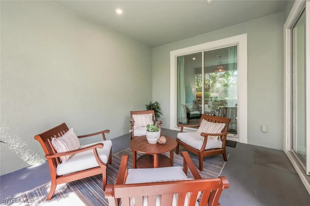 4720 Arboretum Circle Naples FL 34112