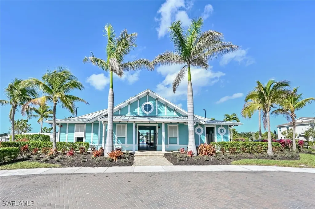 4720 Arboretum Circle Naples FL 34112