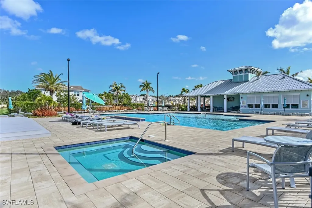 4720 Arboretum Circle Naples FL 34112