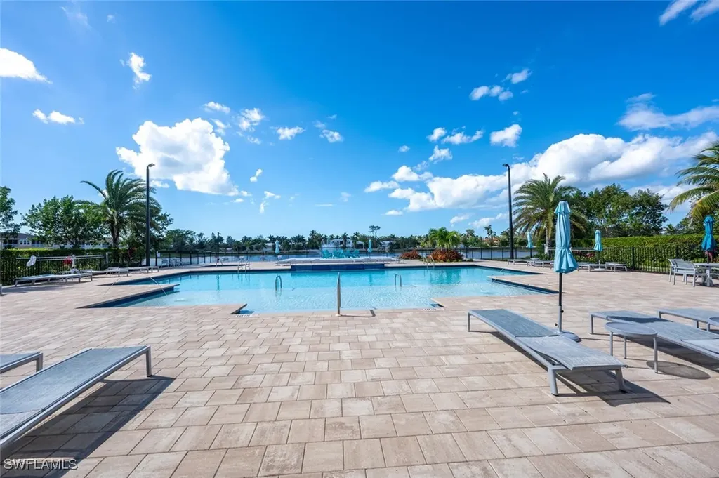 4720 Arboretum Circle Naples FL 34112