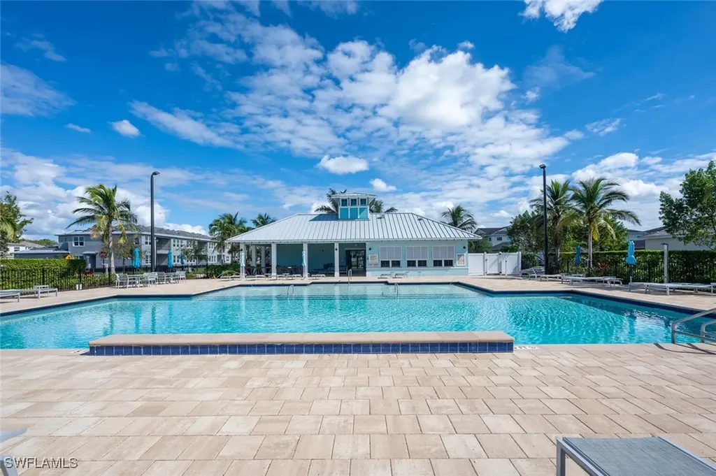 4720 Arboretum Circle Naples FL 34112