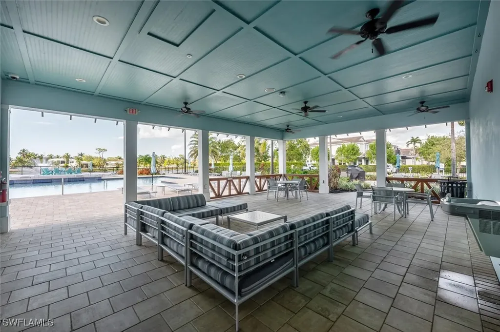 4720 Arboretum Circle Naples FL 34112
