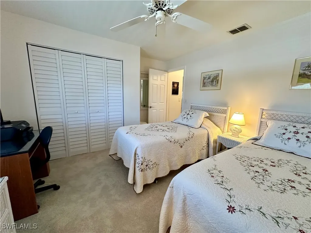 10686 Gulfshore Drive Naples FL 34108-3041