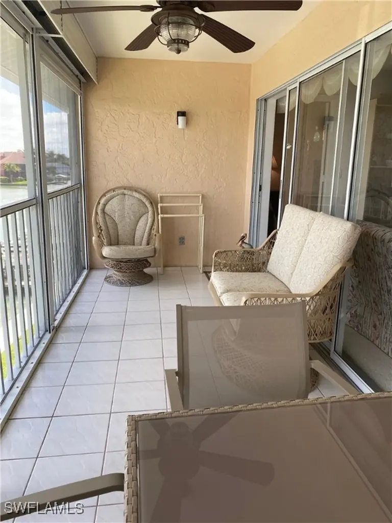 10686 Gulfshore Drive Naples FL 34108-3041
