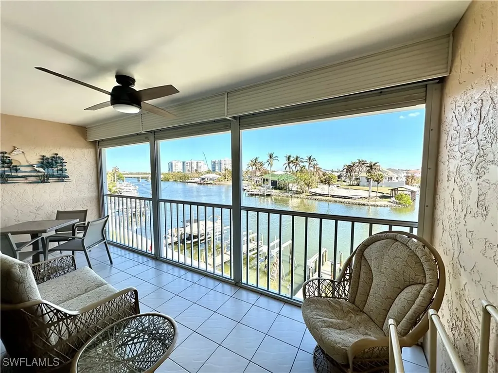 10686 Gulfshore Drive Naples FL 34108-3041