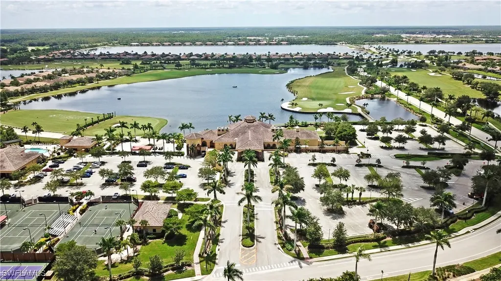 10337 Heritage Bay Boulevard Naples FL 34120