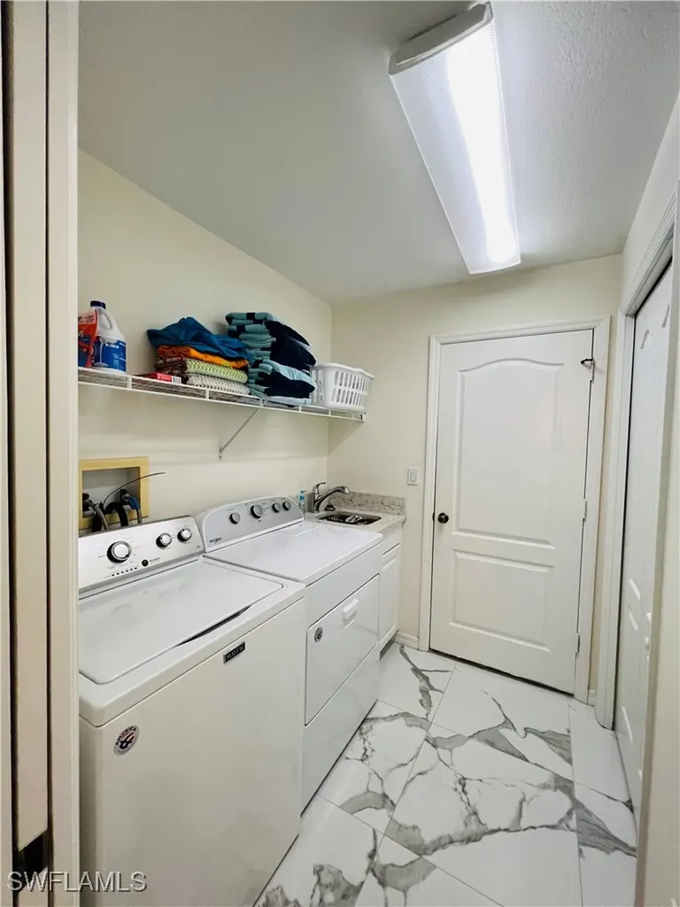 1031 Tivoli Lane Naples FL 34104