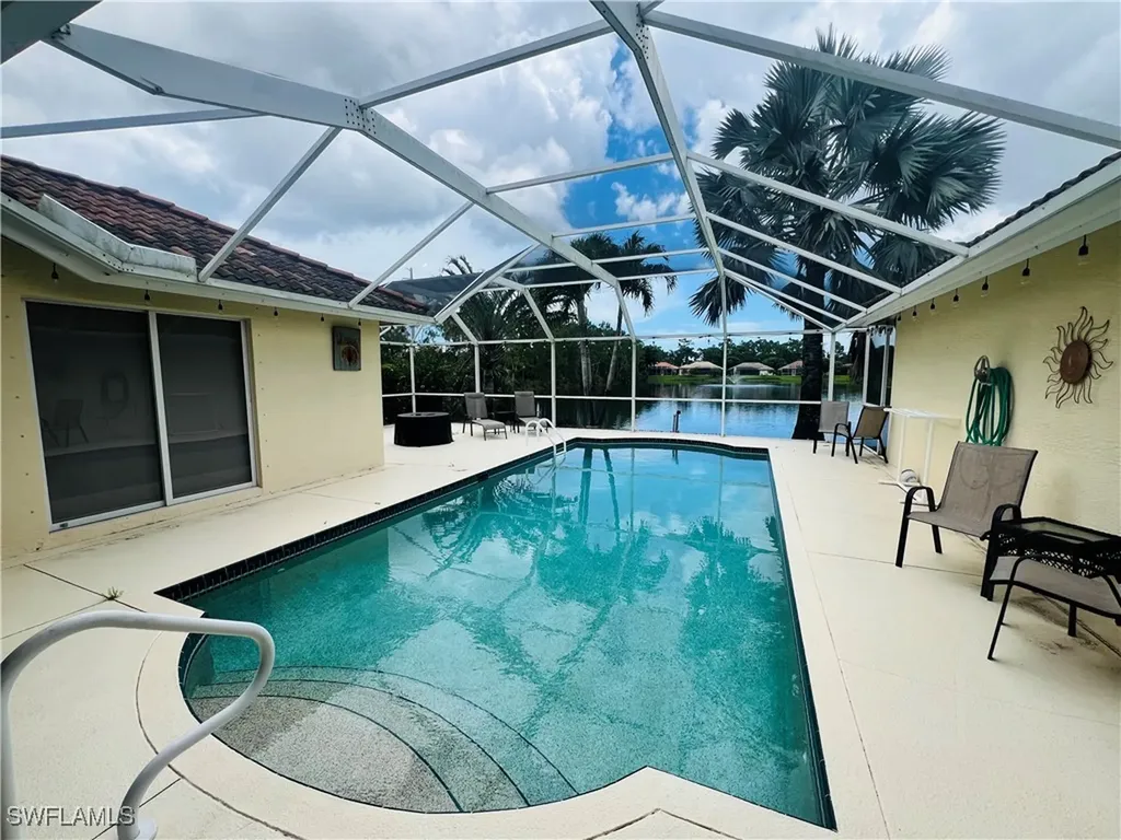 1031 Tivoli Lane Naples FL 34104