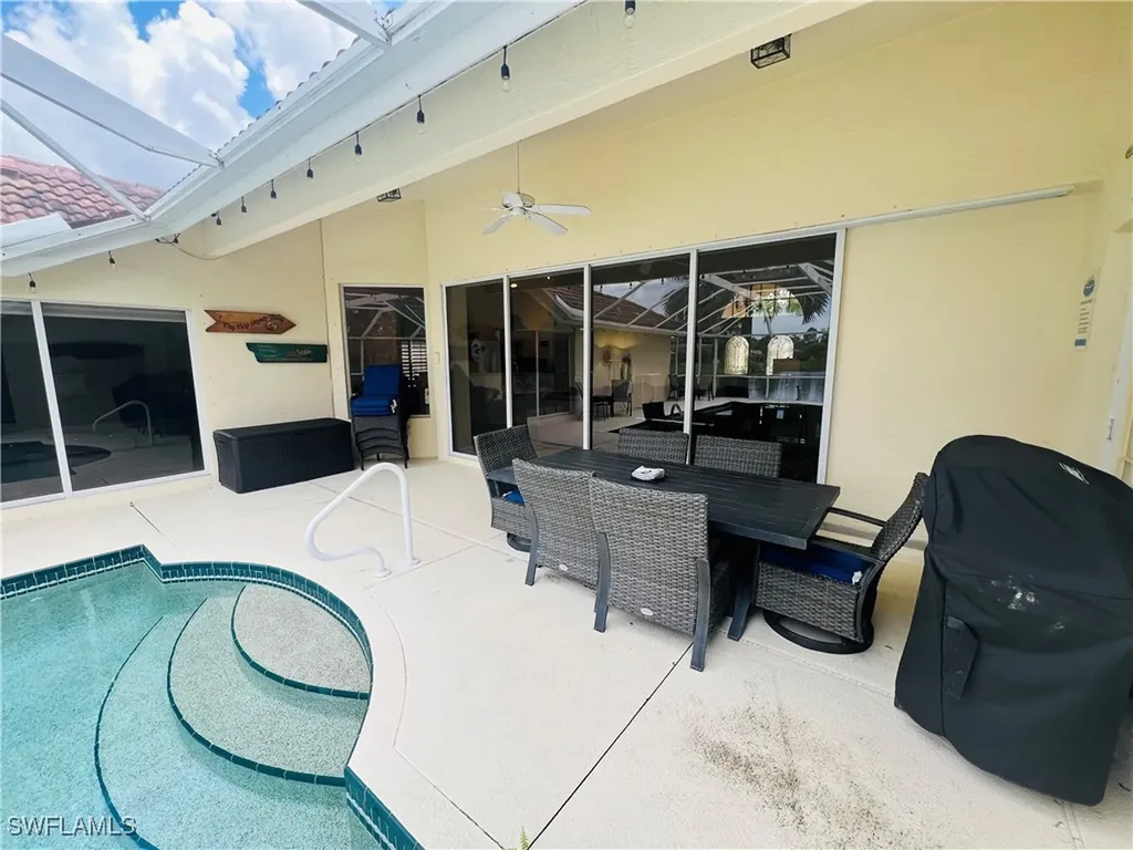 1031 Tivoli Lane Naples FL 34104