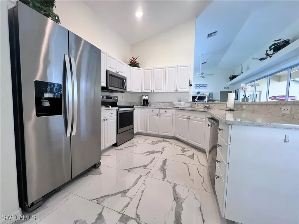 1031 Tivoli Lane Naples FL 34104