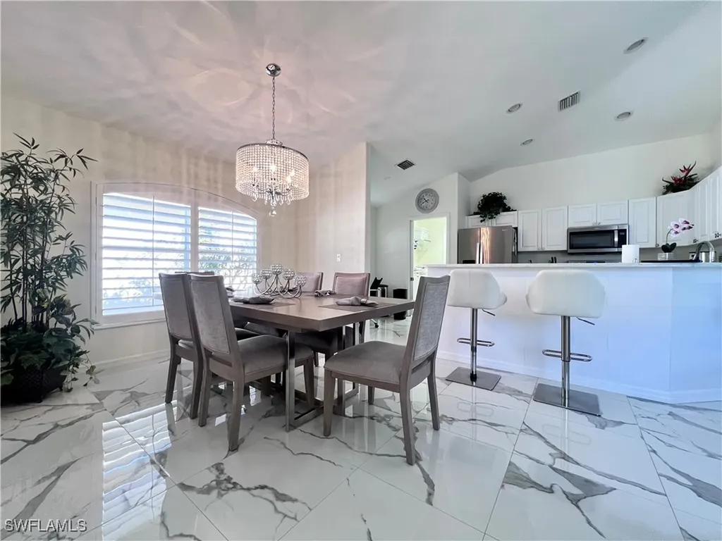 1031 Tivoli Lane Naples FL 34104
