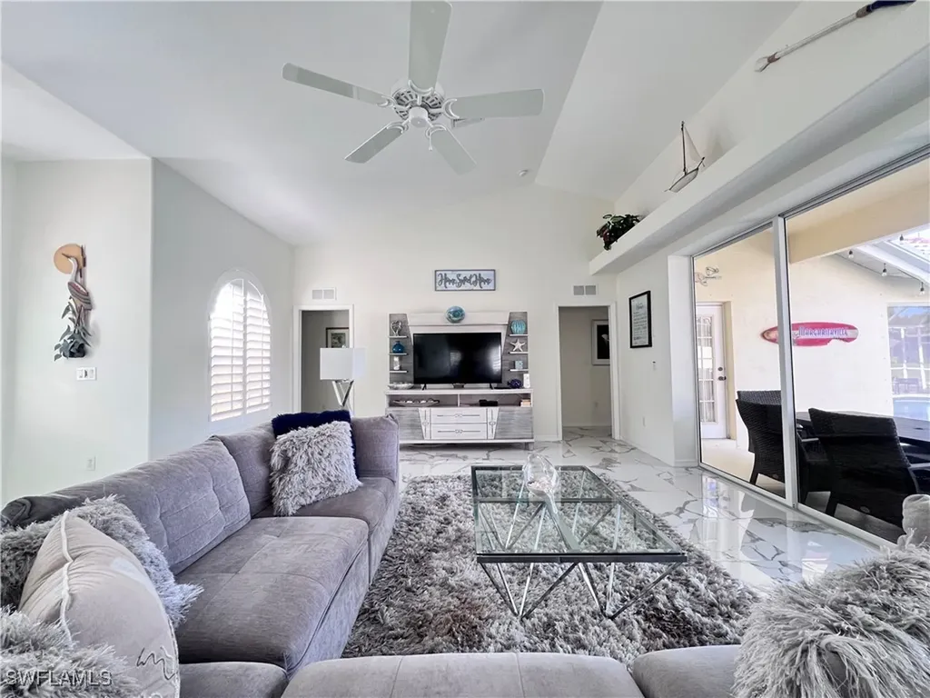 1031 Tivoli Lane Naples FL 34104